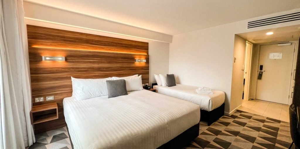 image2 scaled 1342x668 c